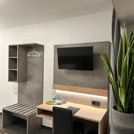 An Gmbh Hotel 3*