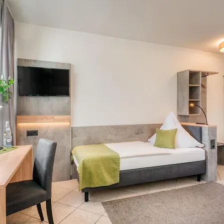 An Gmbh Hotel 3*